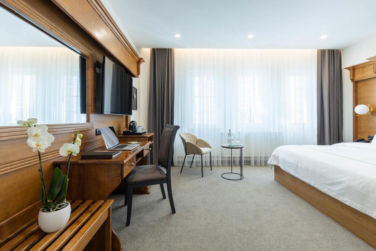 Hotel Afa Приштина Екстер'єр фото